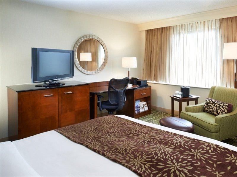 Hotel Detroit Marriott Livonia Extérieur photo