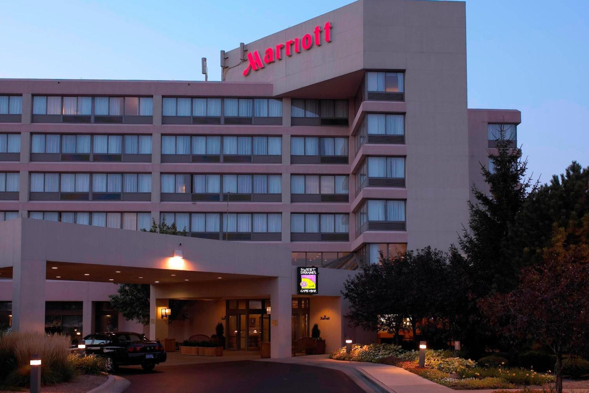 Hotel Detroit Marriott Livonia Extérieur photo
